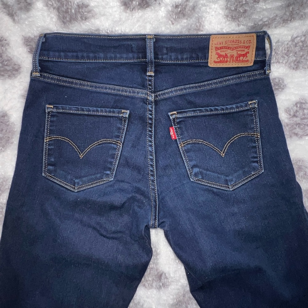 Women’s Levi’s Jeans